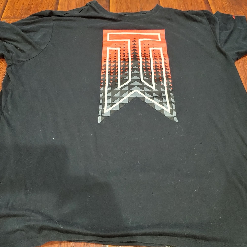 Tiger Woods x Nike  black & orange tshirt